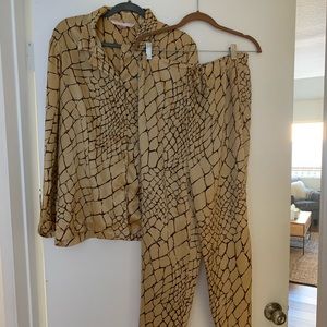 Alligator print matching pajama set